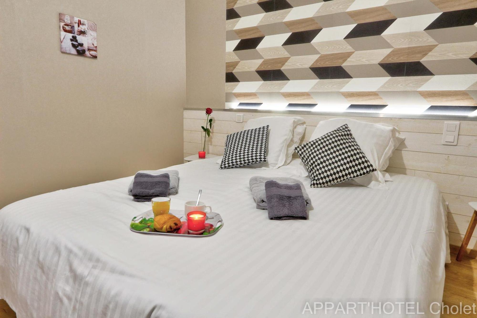 Appart Hotel Cholet Carteron Dış mekan fotoğraf